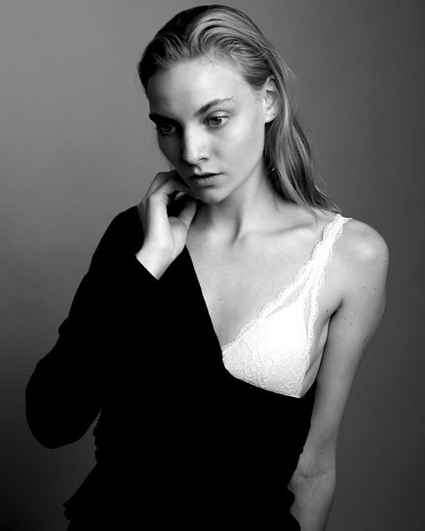 Hilde — Model & Hostess in Amsterdam photo 18