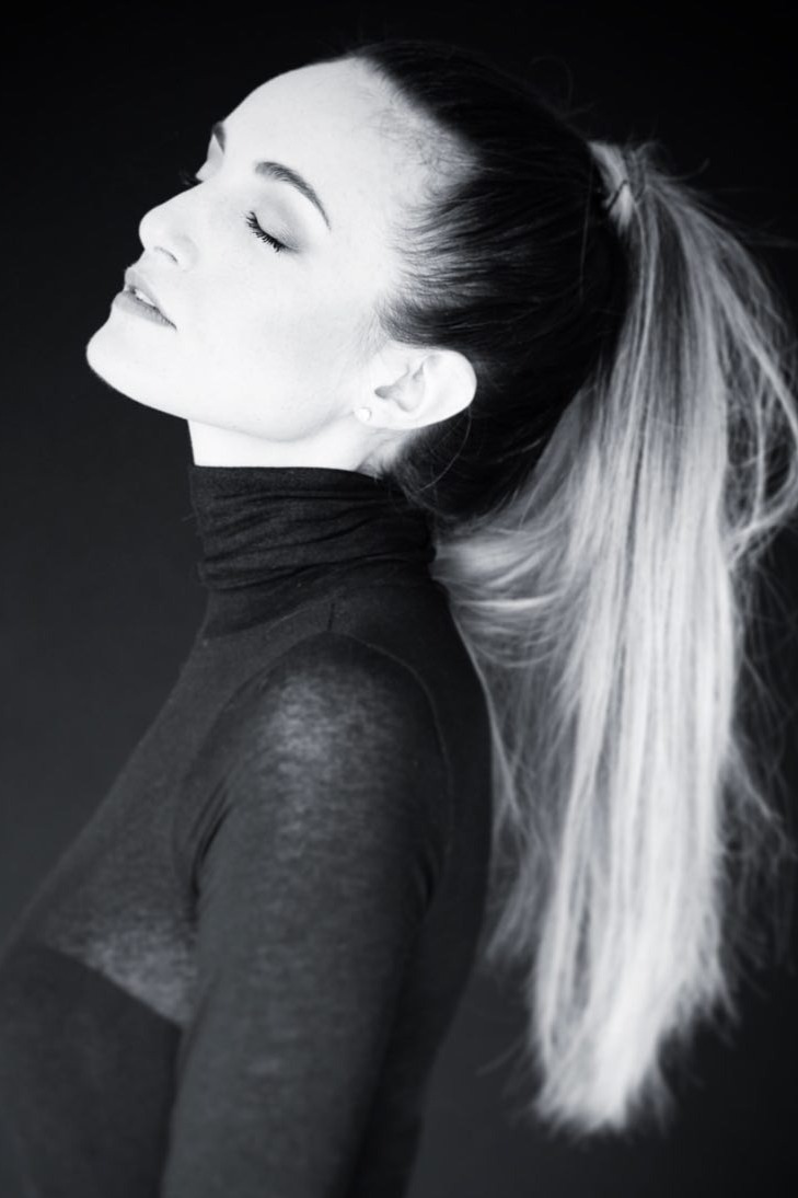 Eleonora photo 17 | Eye On Model