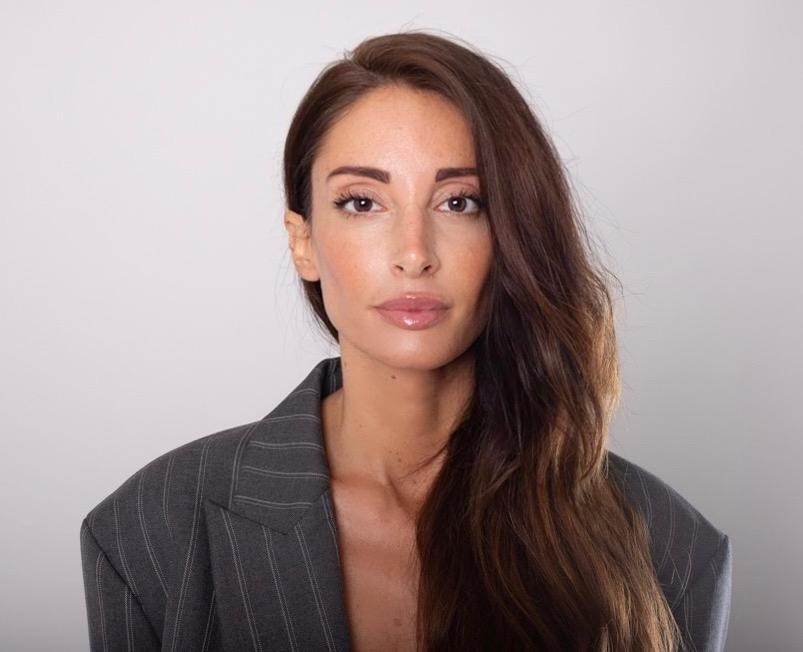 MARTINA — Model in Stra | Eye On Model