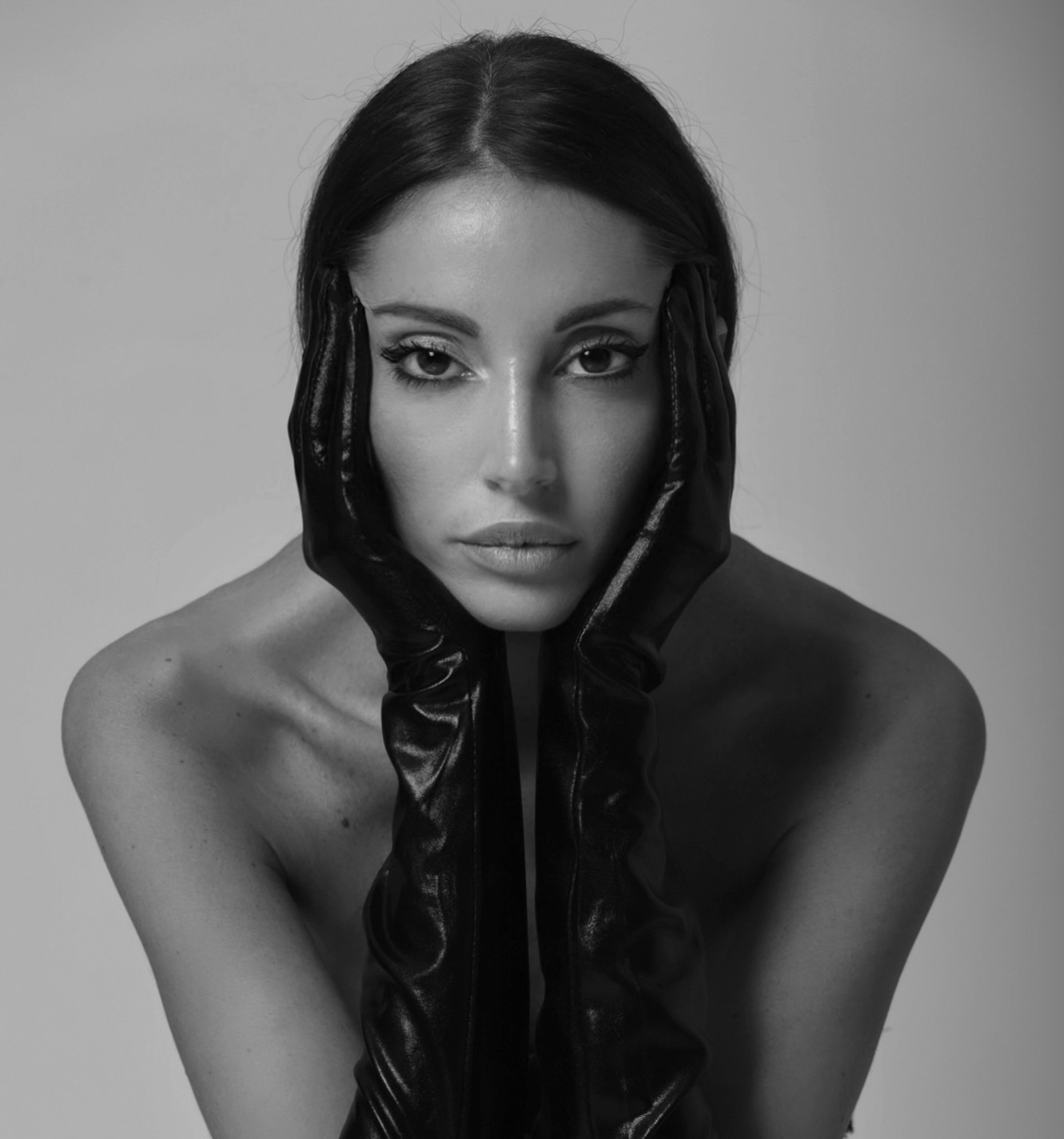 Martina photo 5 | Eye On Model