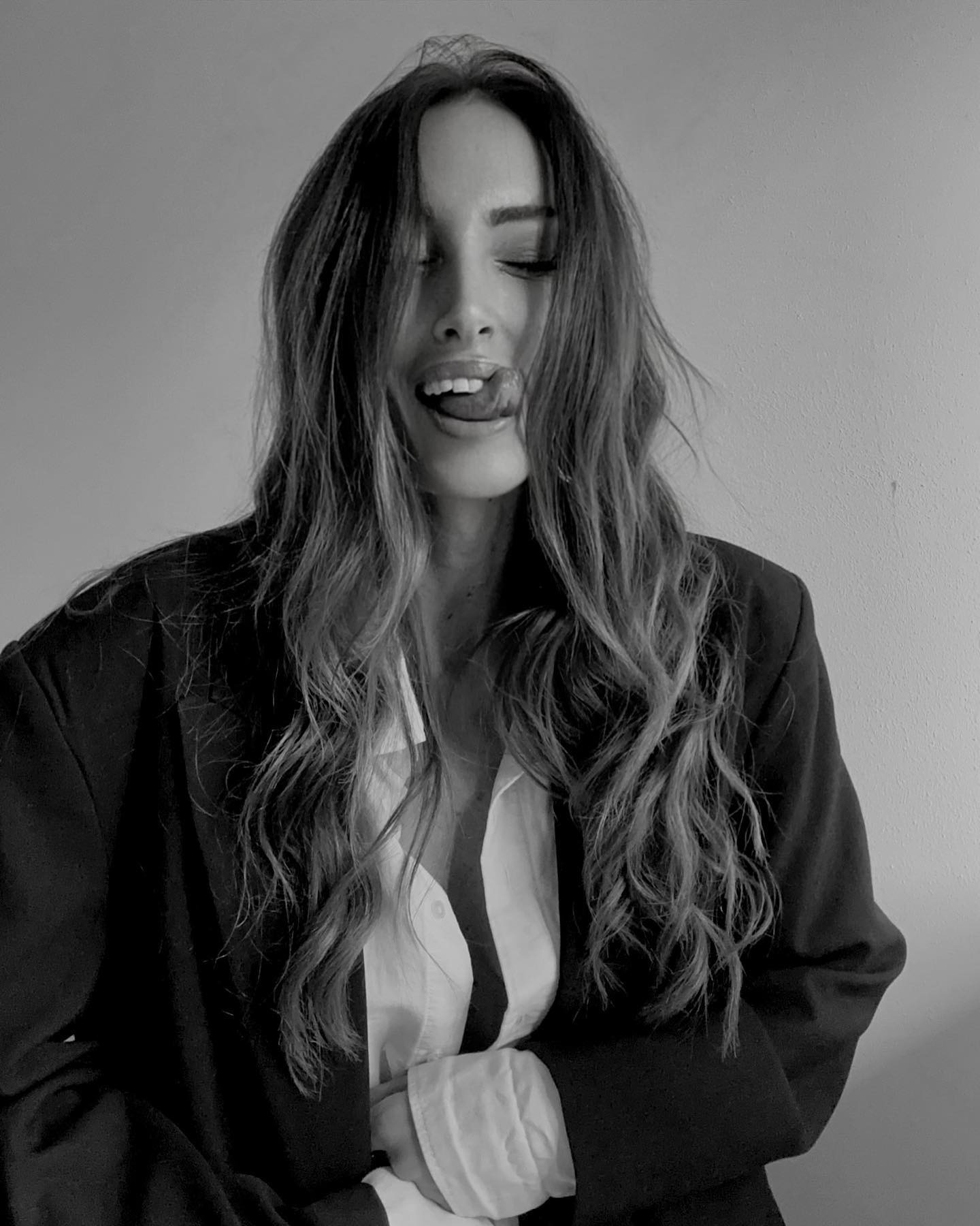 Martina photo 10 | Eye On Model