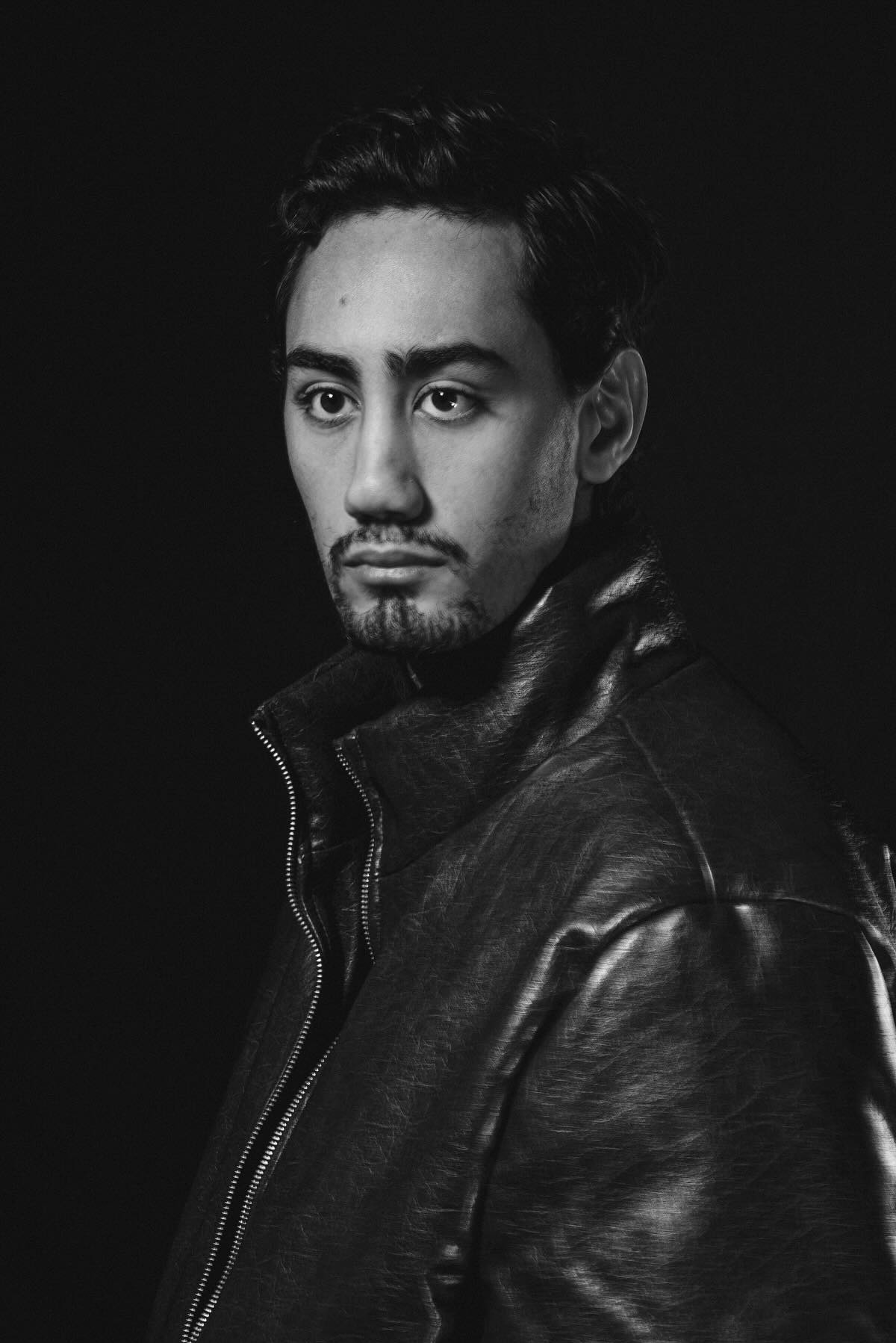 Jawed — Model & Host in Drancy photo 17