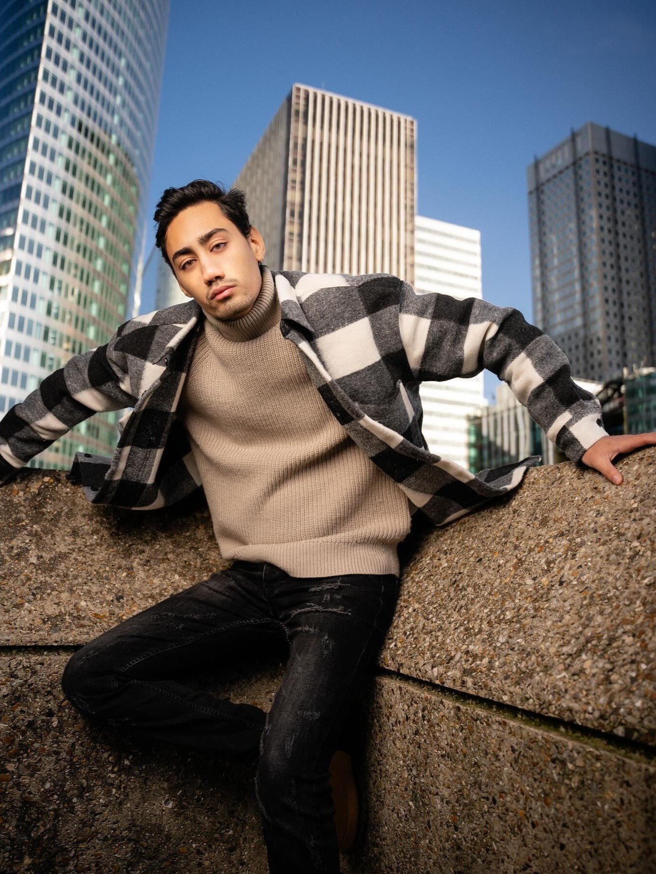 Jawed — Model & Host in Drancy photo 6