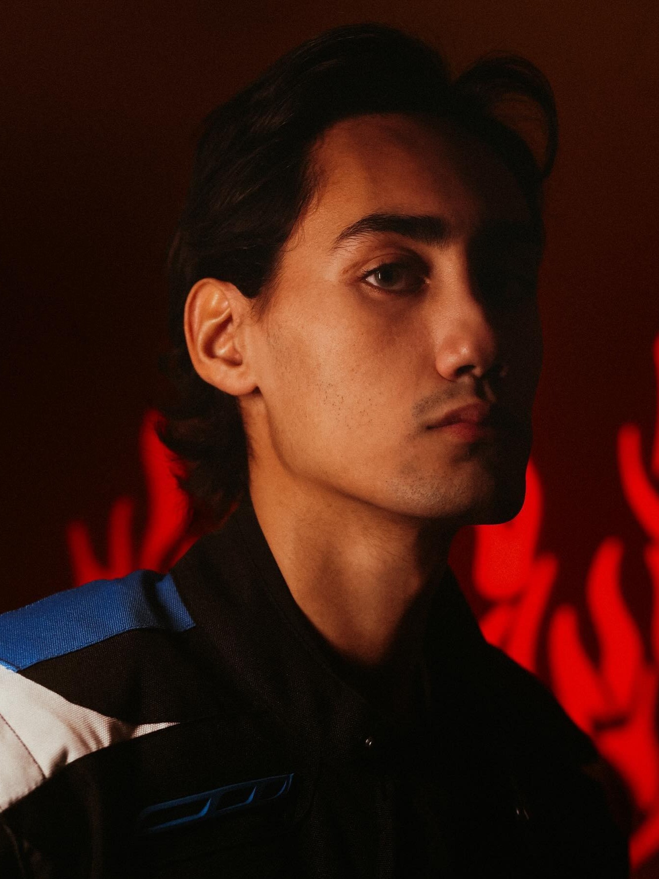 Jawed — Model & Host in Drancy photo 8