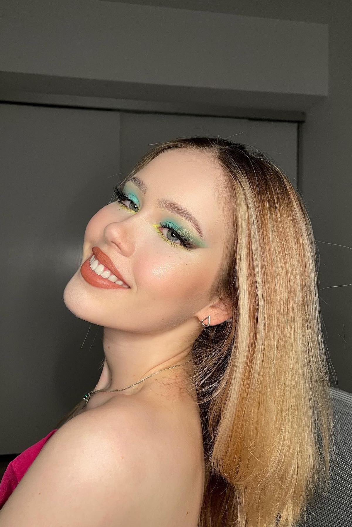 Denisa — Model & Hostess in București photo 2