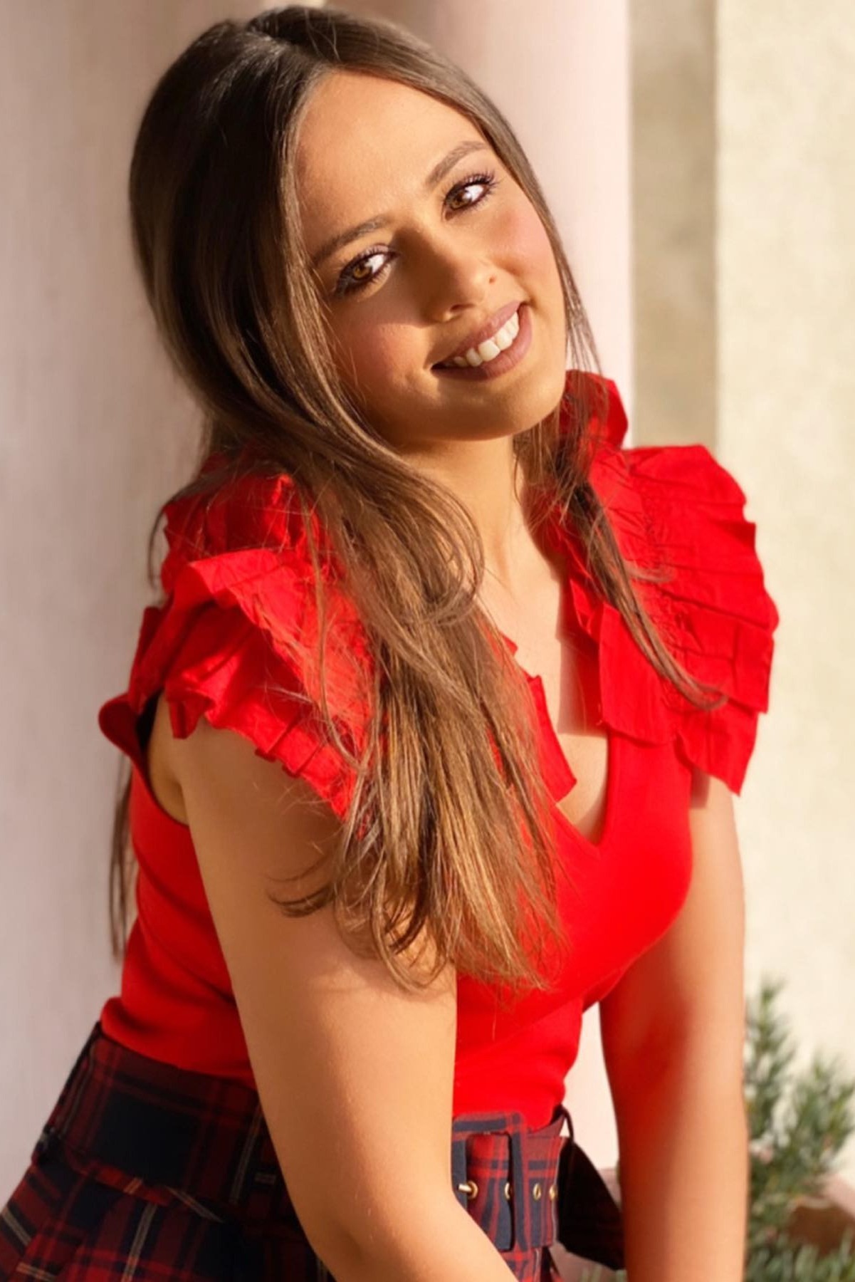 Khouloud — Model & Hostess in V&eacute;nissieux photo 6