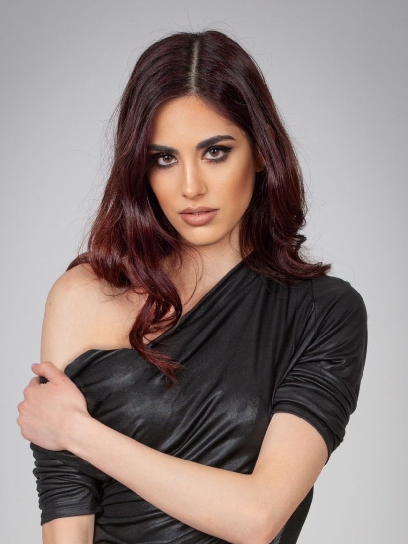 VALERIA — Model in Milano | Eye On Model