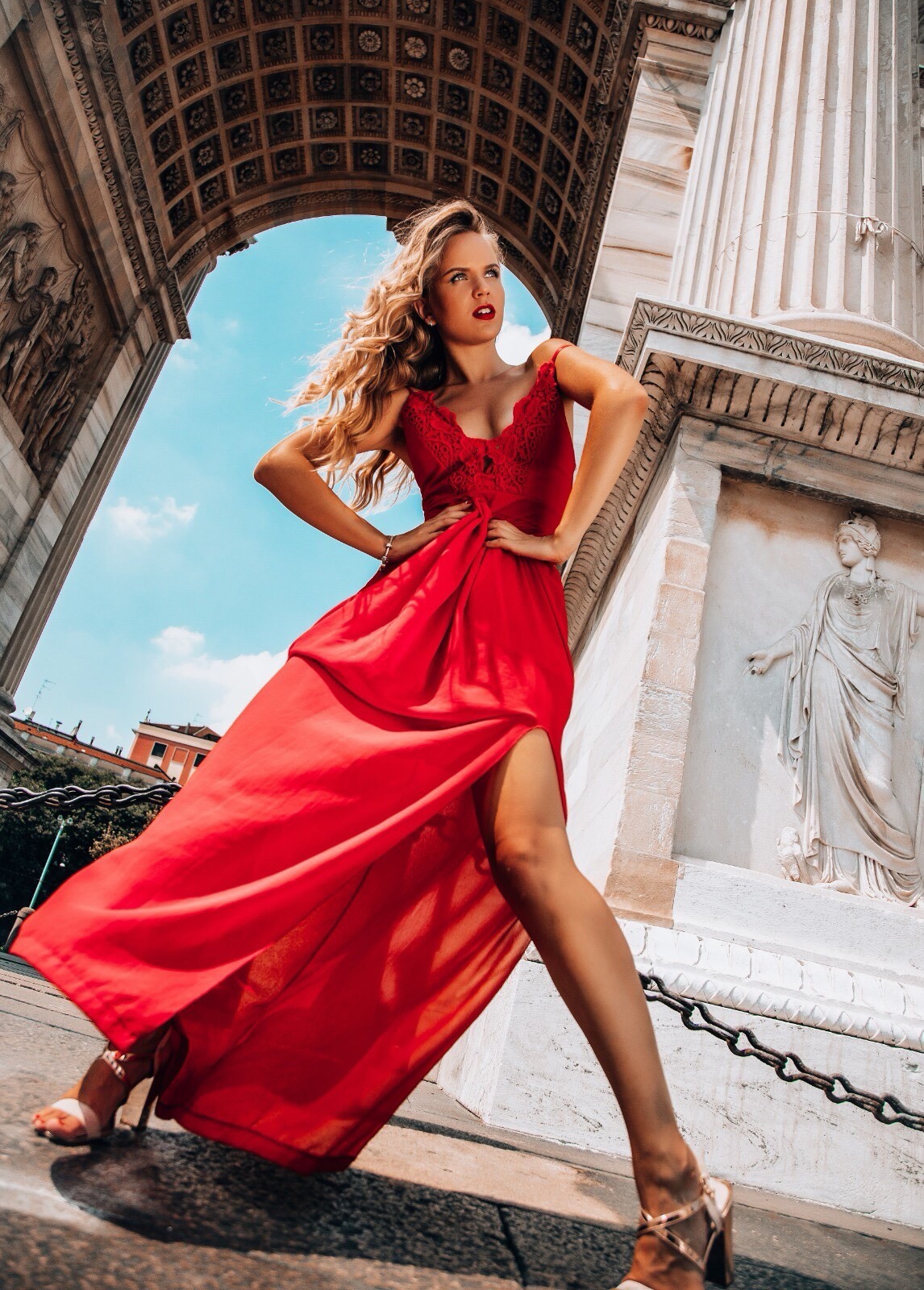 Valeria — Model & Hostess in Milano photo 1