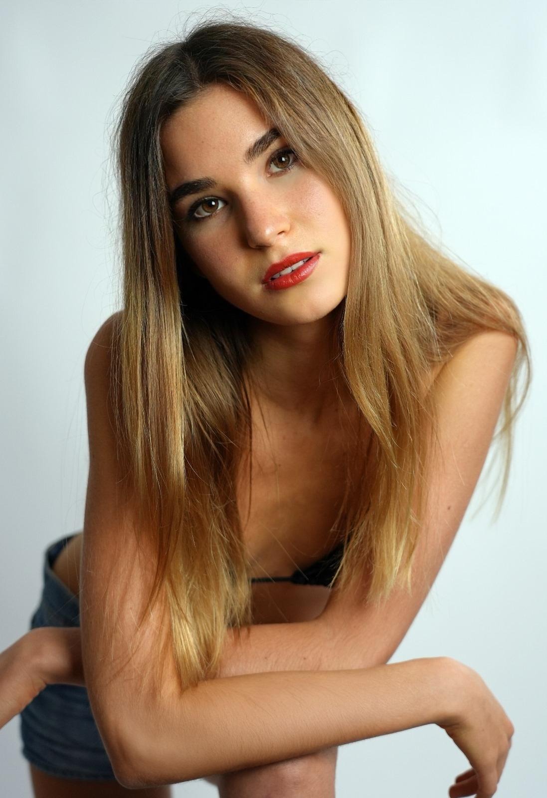 Giselle — Model & Hostess in Milano photo 3