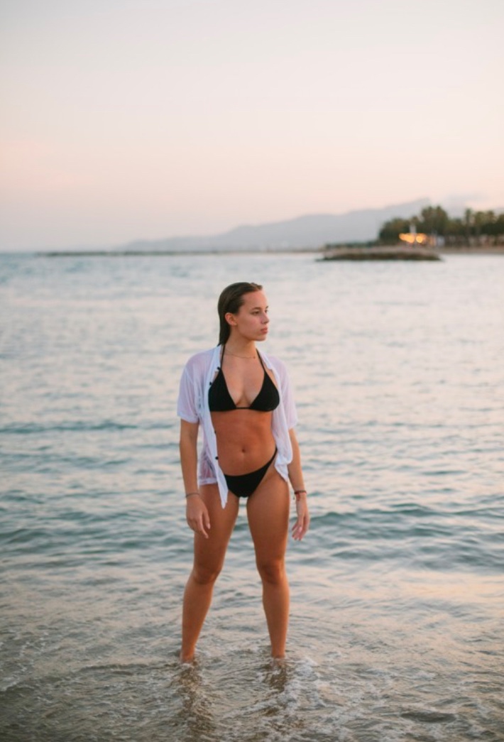 Carla — Model & Hostess in Barcelona photo 1