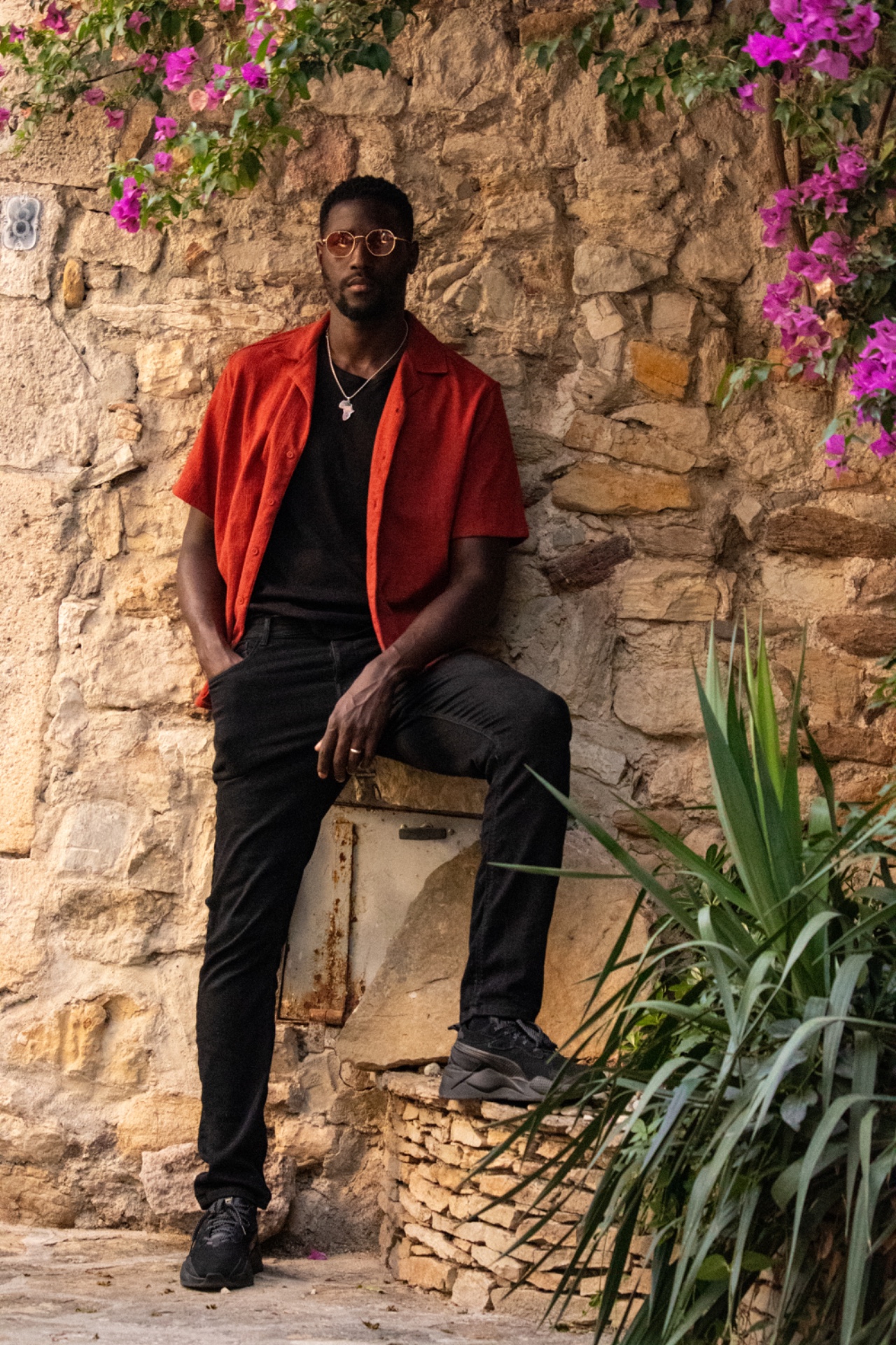 Ismaila — Model & Host in Nice photo 1