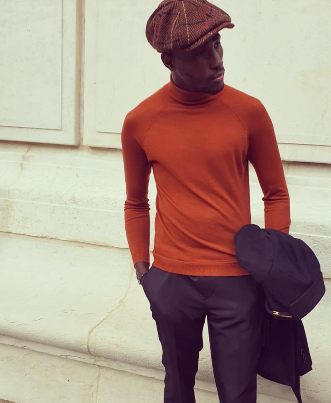 Ismaila — Model & Host in Nice photo 16