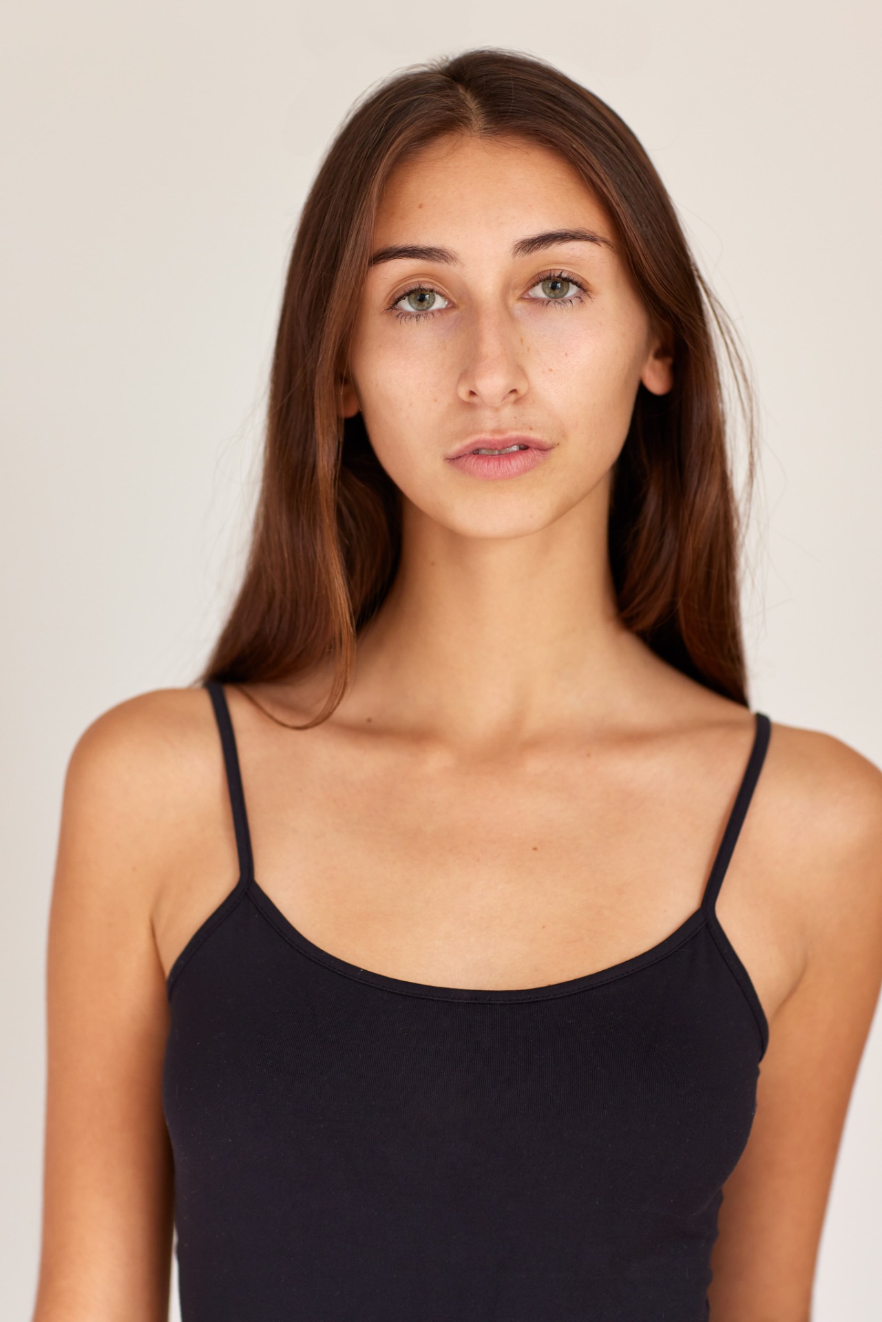 LISE — Model in Paris | Eye On Model