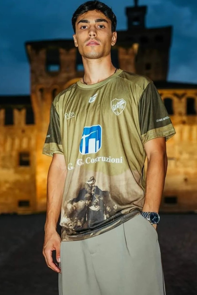 Andrea — Model & Host in Bologna photo 4