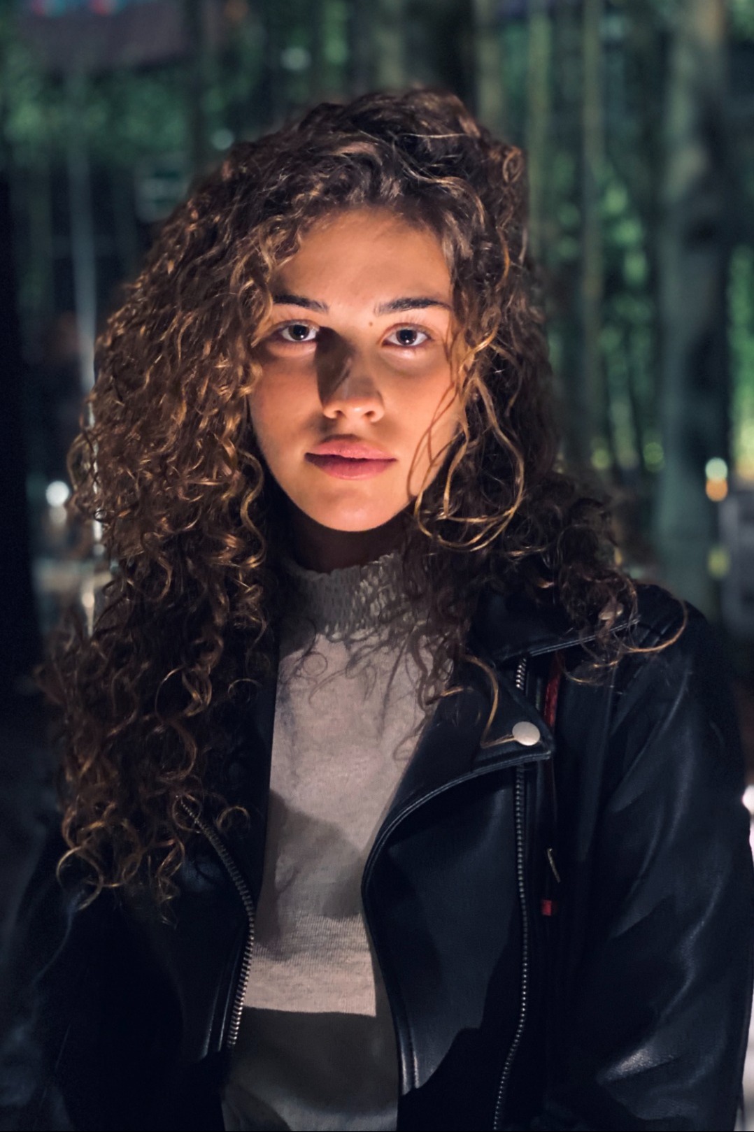 Elisa — Model & Hostess in Paris photo 4