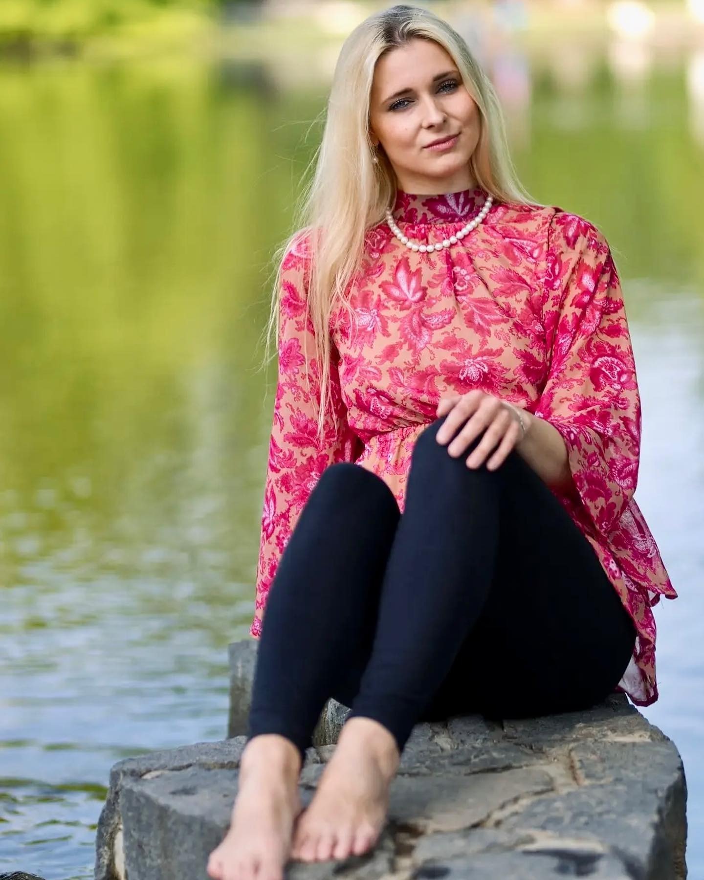 Pavl&iacute;na — Model & Hostess in Saint-ouen-l'aum&ocirc;ne photo 5