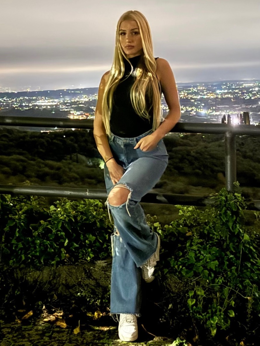 Caterina — Model & Hostess in Lucca photo 2