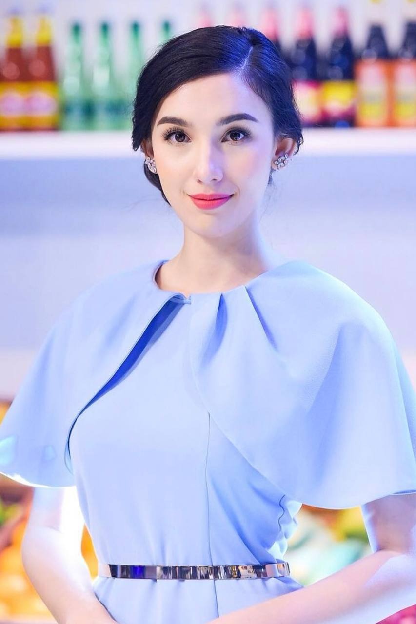 Zoe — Model & Hostess in Krung Thep Maha Nakhon photo 7