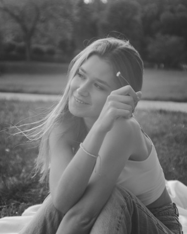 Sara — Model & Hostess in Ljubljana photo 2
