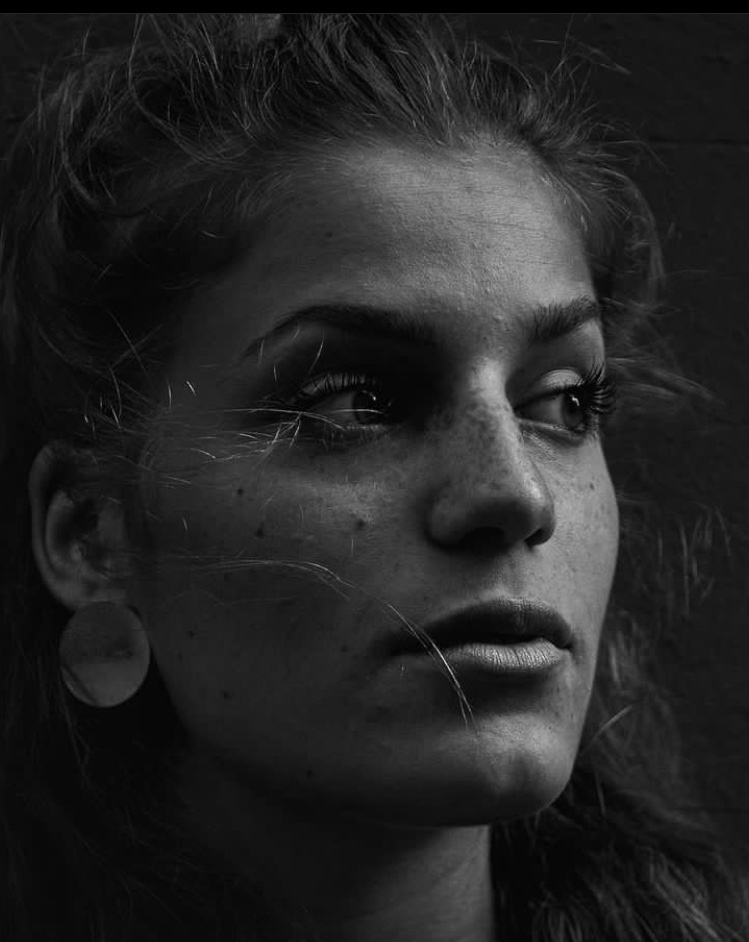 Fiamma — Model & Hostess in Rome photo 7