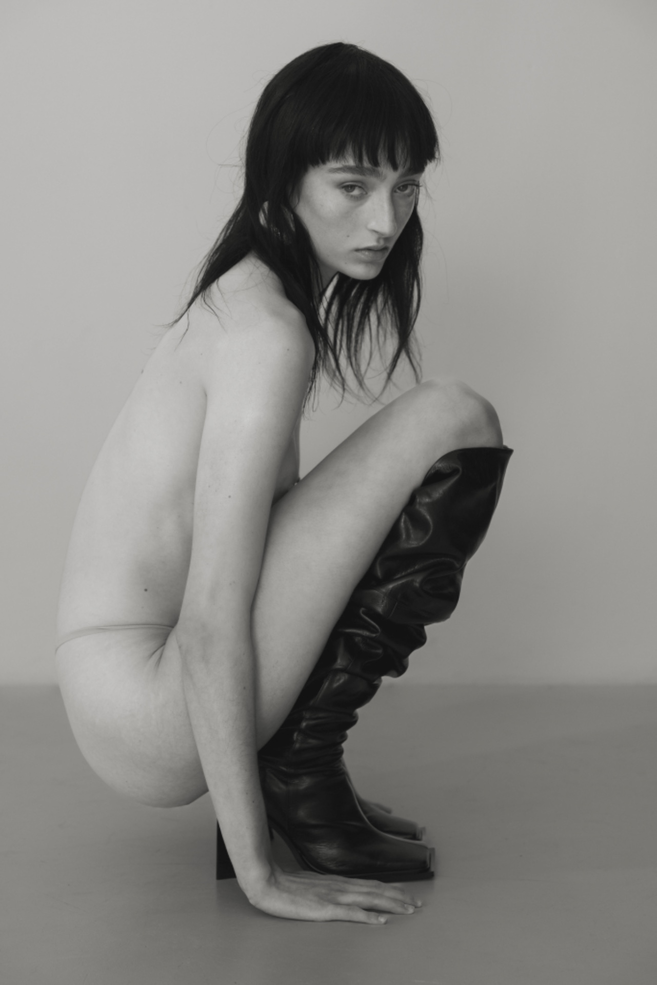 Luna — Model & Hostess in Paris photo 17