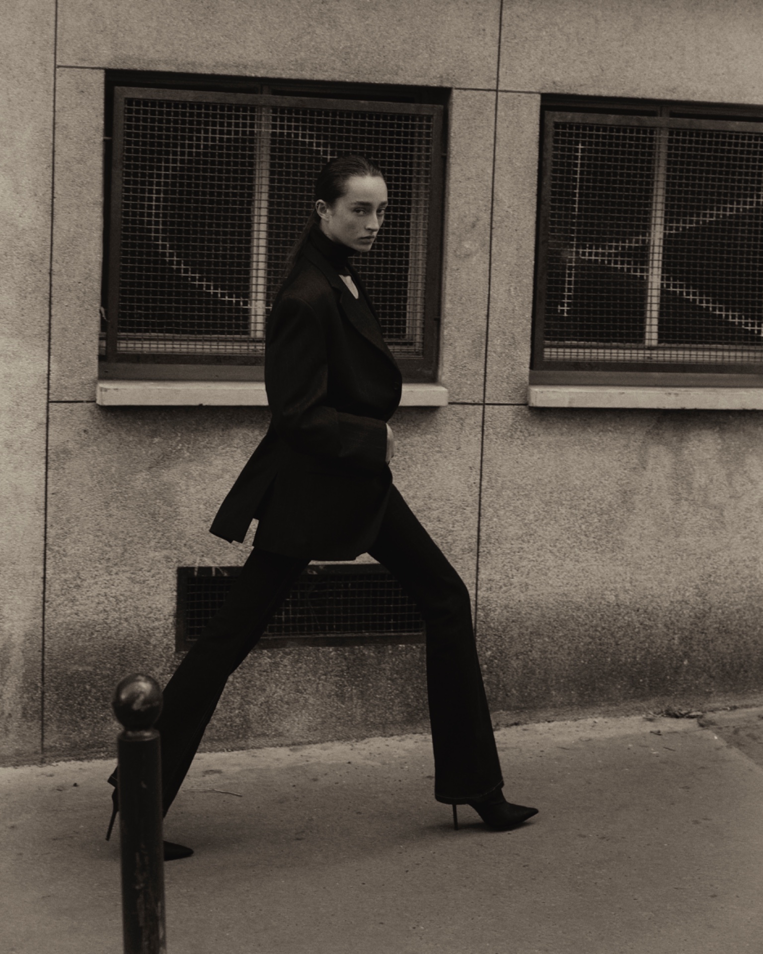 Luna — Model & Hostess in Paris photo 33