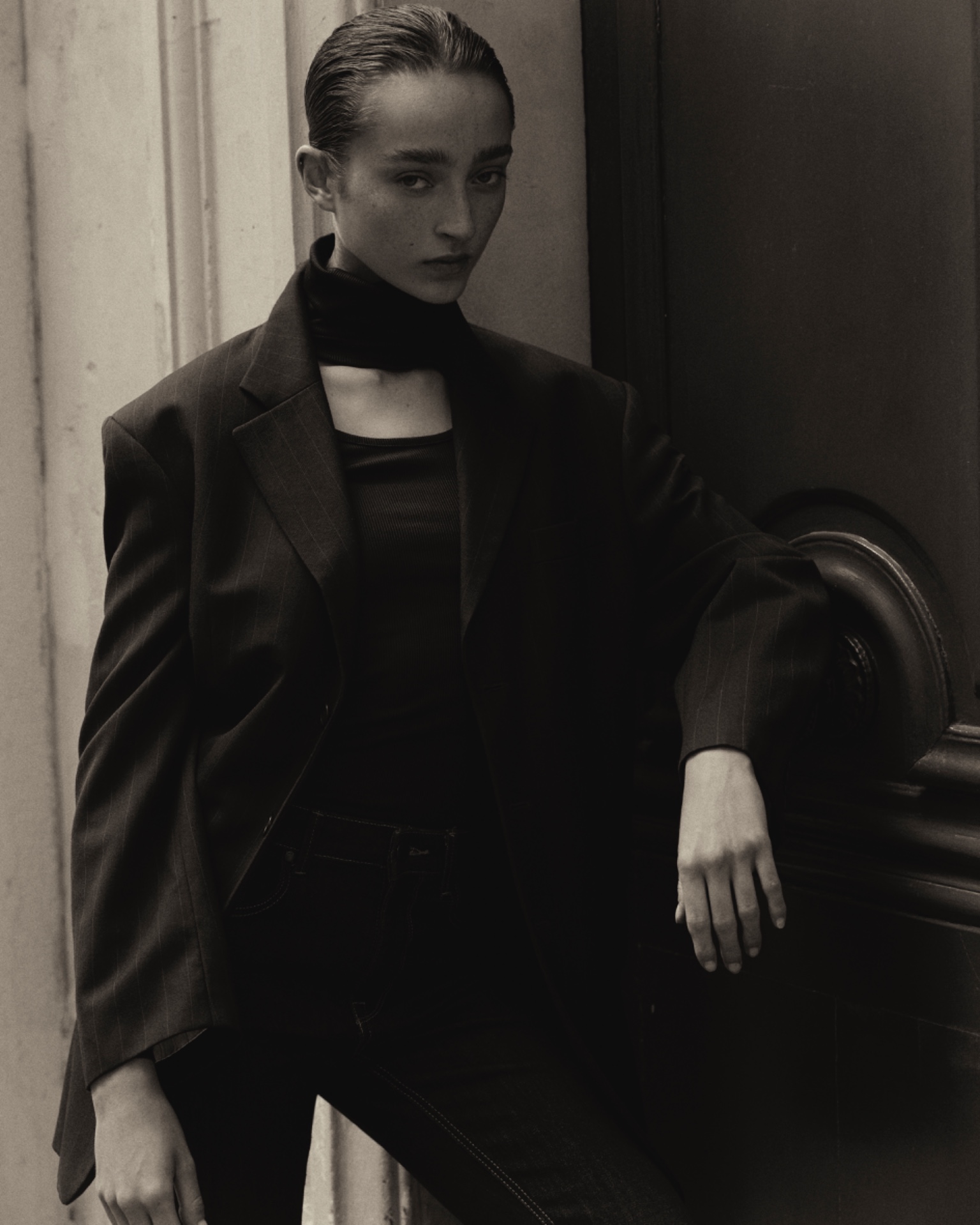 Luna — Model & Hostess in Paris photo 36