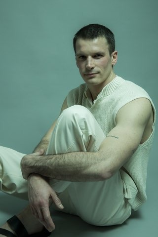 Alexandre — Model & Host in Pantin photo 5