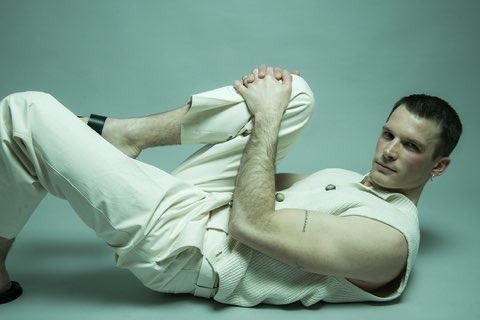 Alexandre — Model & Host in Pantin photo 7