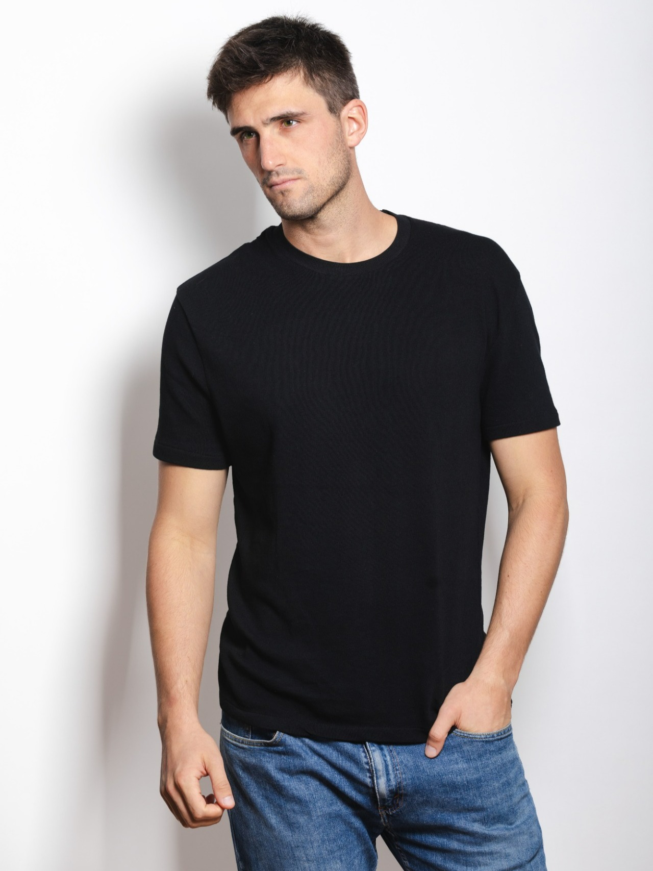 Alex — Model & Host in Madrid photo 6