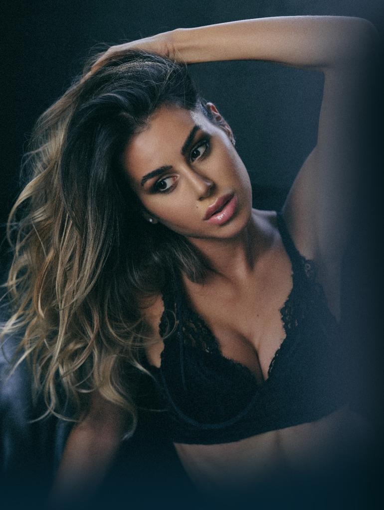 Valentina photo 17 | Eye On Model