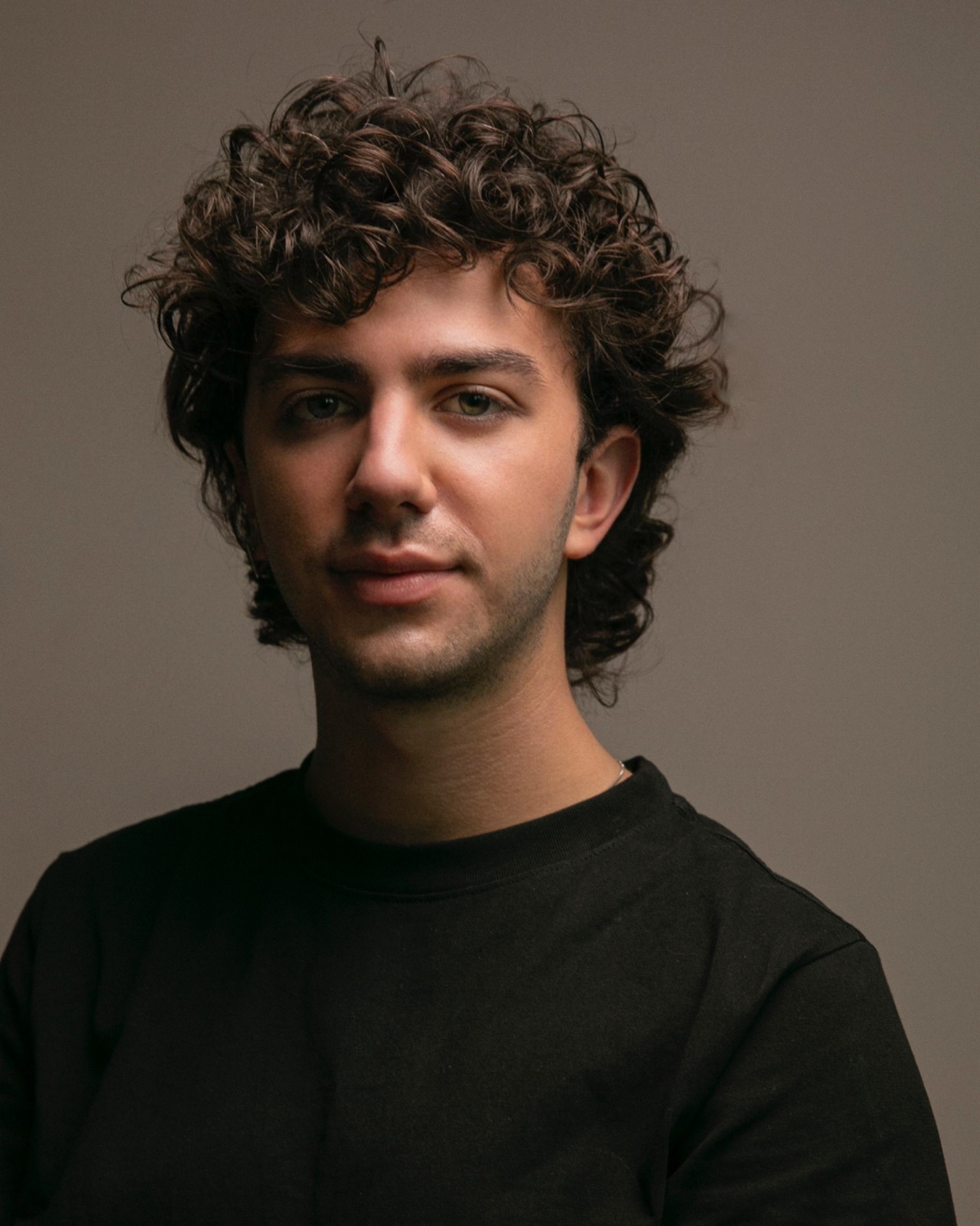 Lorenzo — Model & Host in Milano photo 2