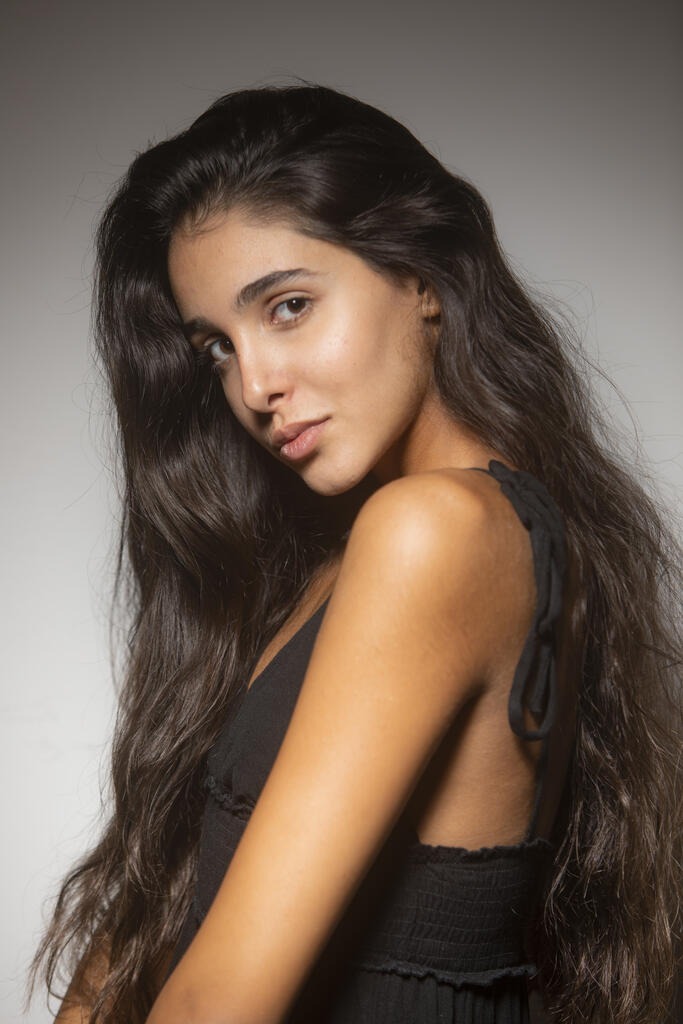 Chloe — Model & Hostess in Beirut photo 1