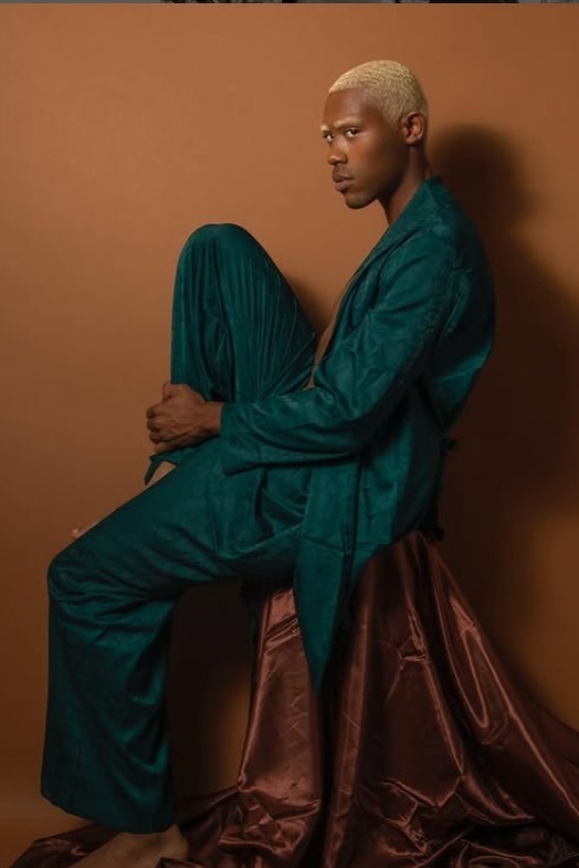 Dario — Model & Host in Los Angeles photo 15