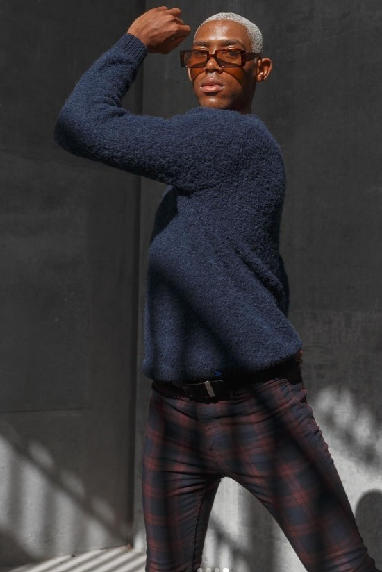 Dario — Model & Host in Los Angeles photo 17