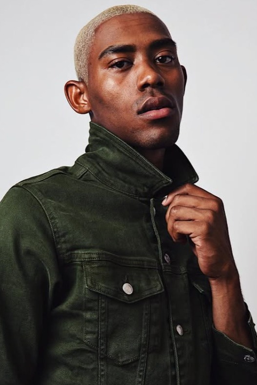 Dario — Model & Host in Los Angeles photo 19