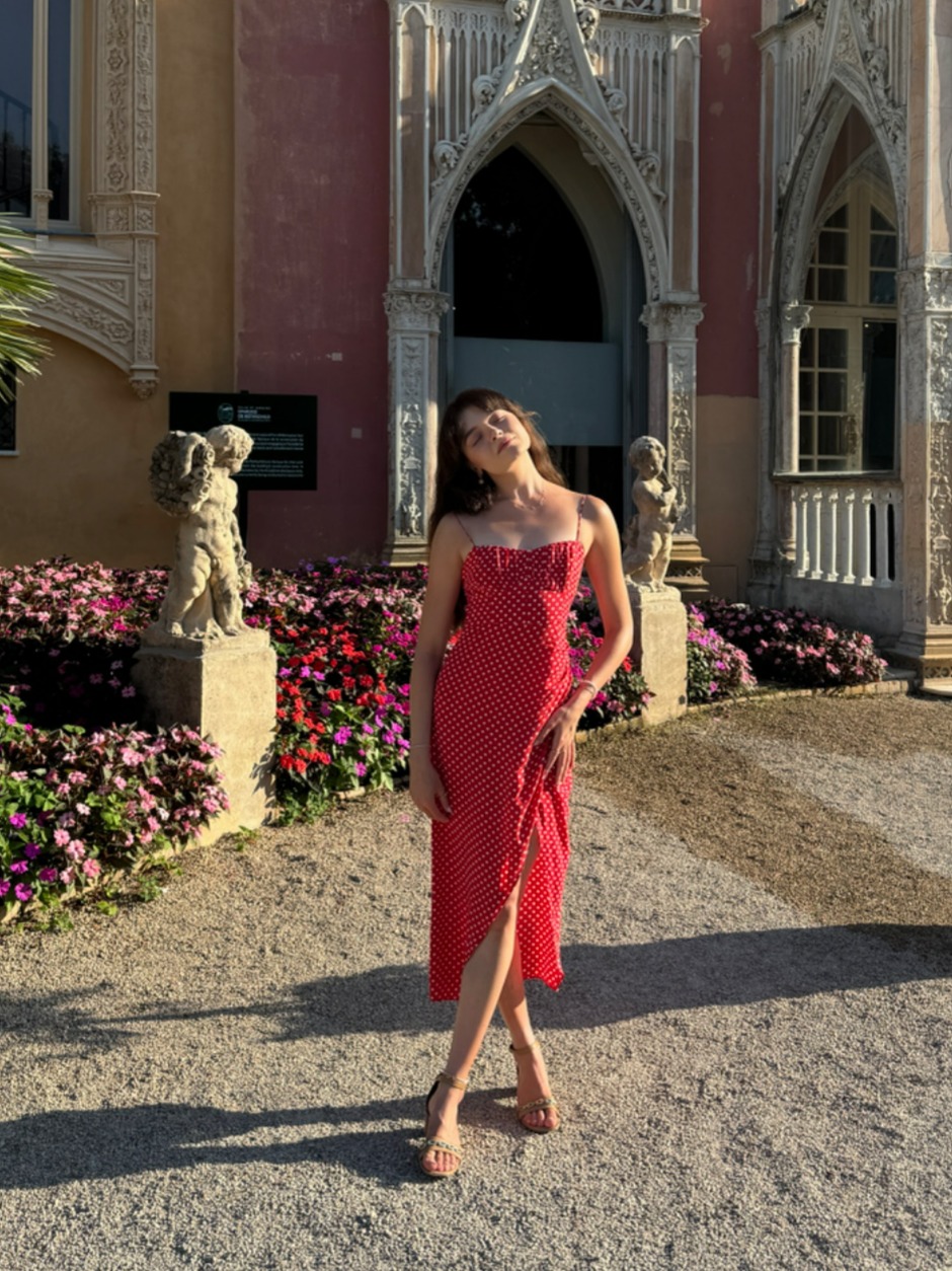 Yelyzaveta — Model & Hostess in L&oslash;renskog photo 3