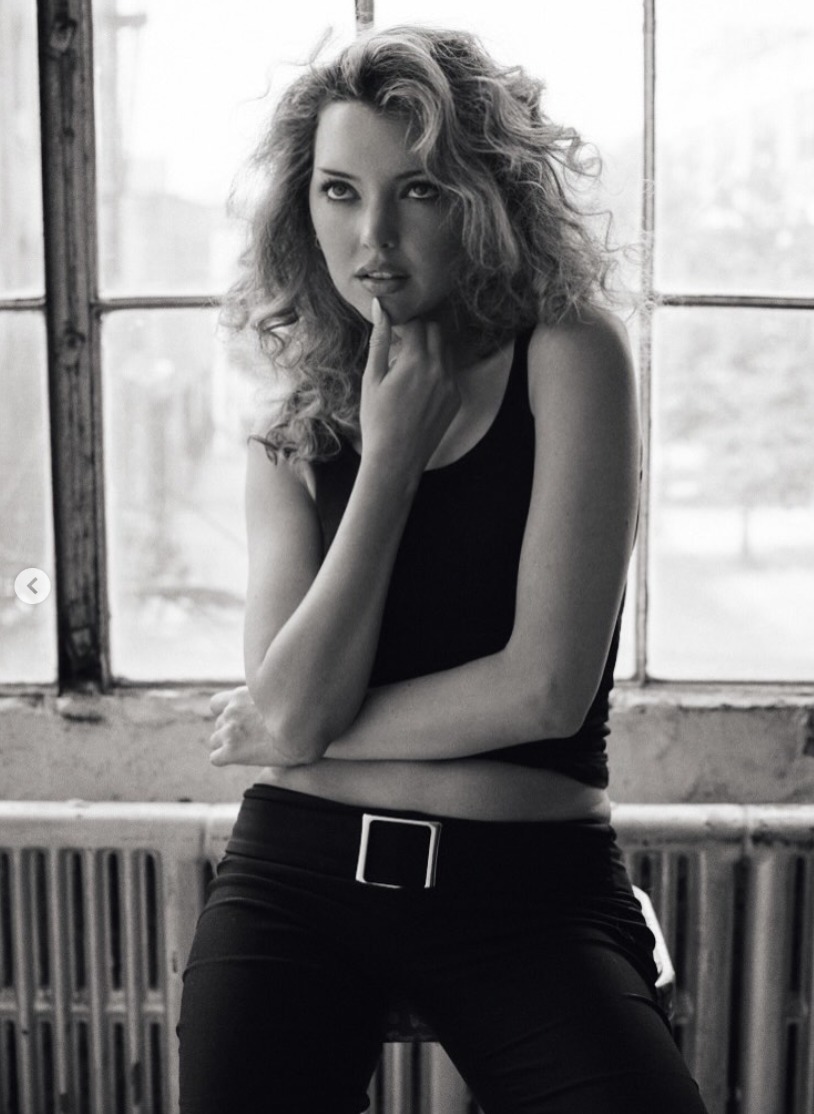 Jessie — Model & Hostess in Kings County photo 1