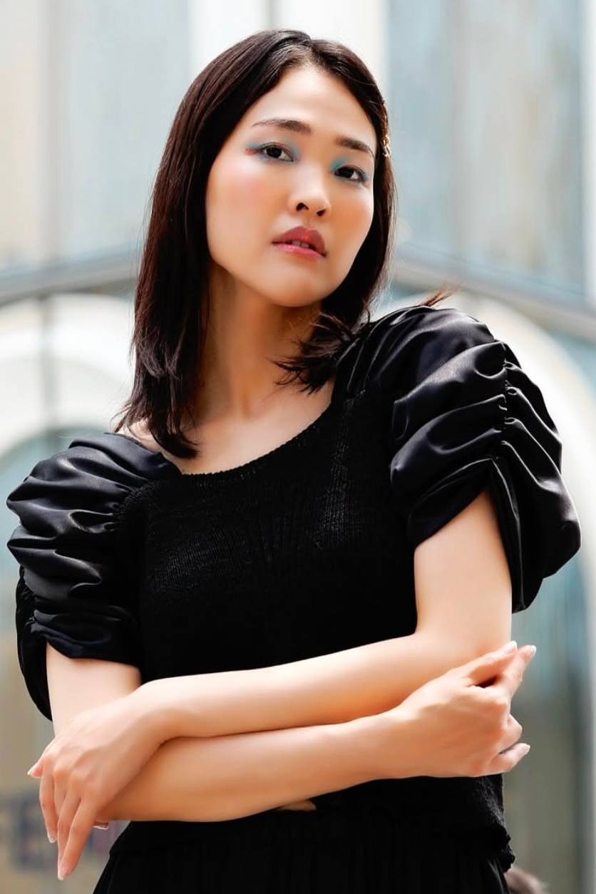 Kana — Model & Hostess in Shibuya photo 1