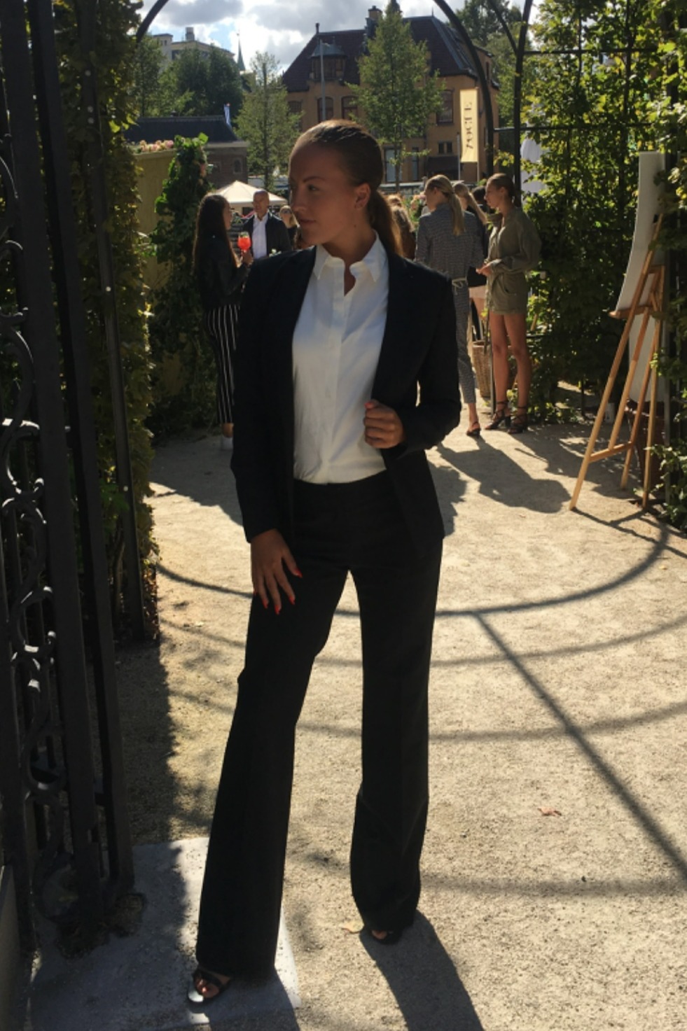 Nikki — Model & Hostess in Barcelona photo 5