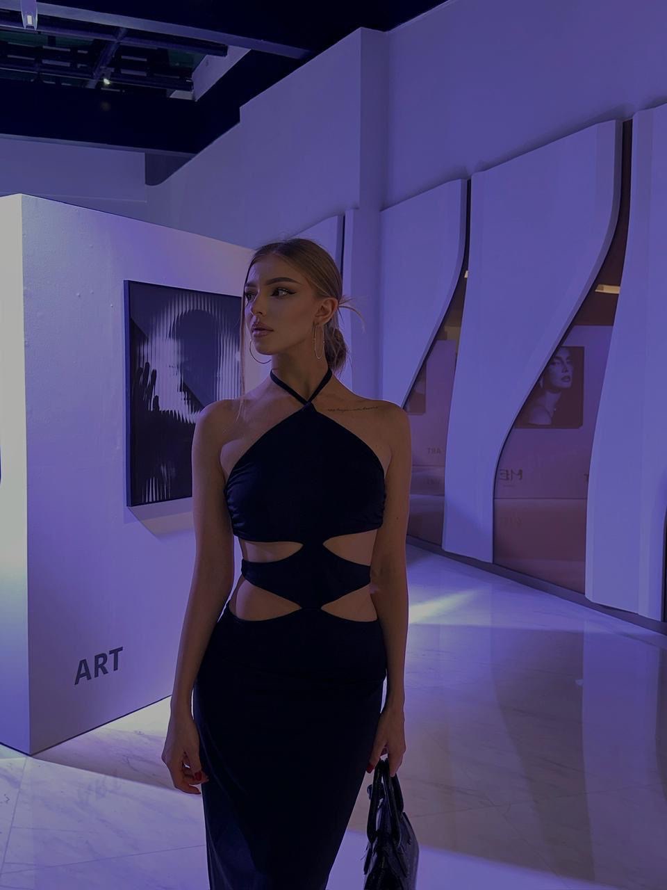 Julia — Model & Hostess in Dubai photo 2