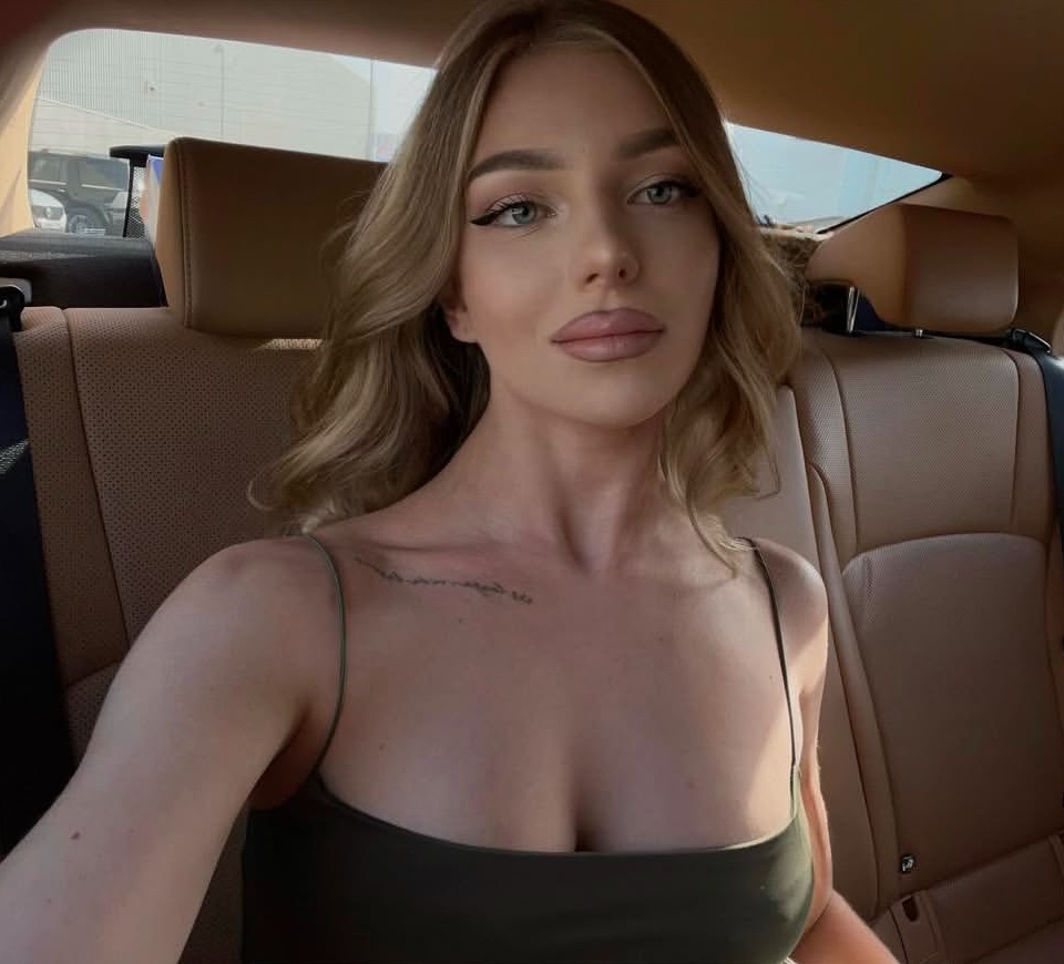 Julia — Model & Hostess in Dubai photo 3