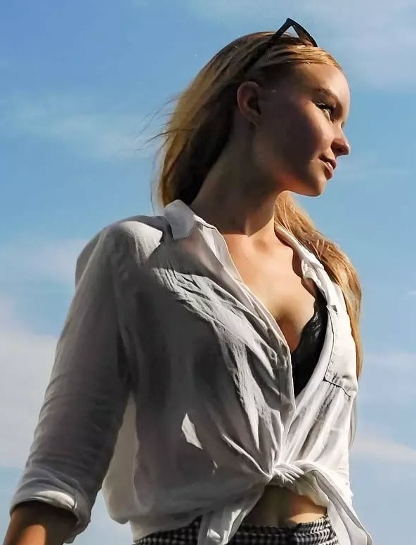Nu&scaron;a — Model & Hostess in Ljubljana photo 1
