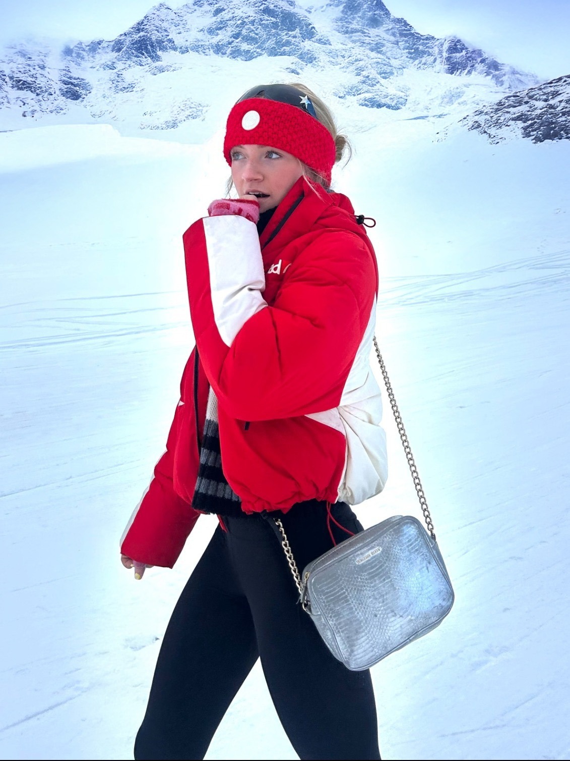 Katie — Model & Hostess in Les Allues photo 3