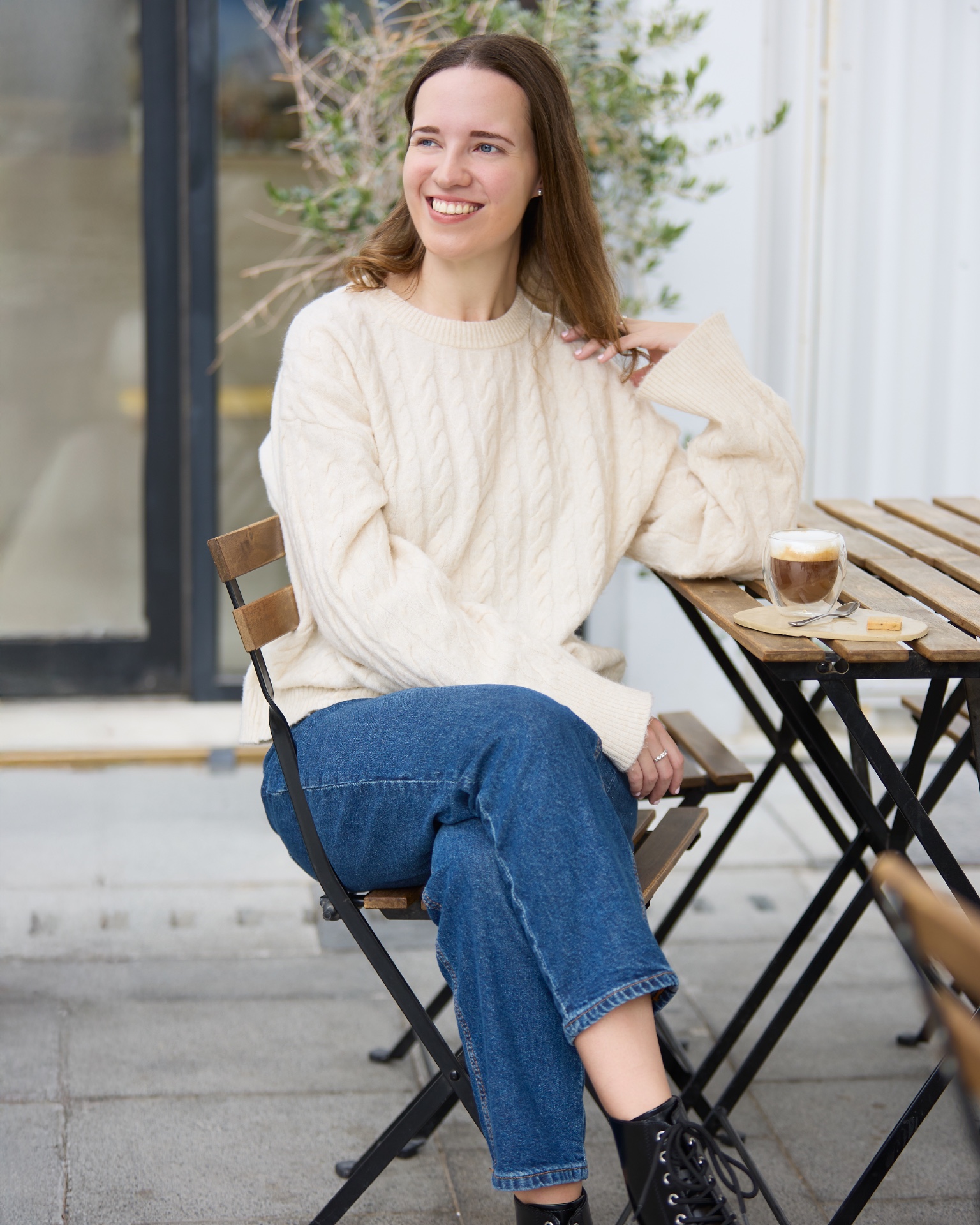 Leah — Model & Hostess in Birmingham photo 4