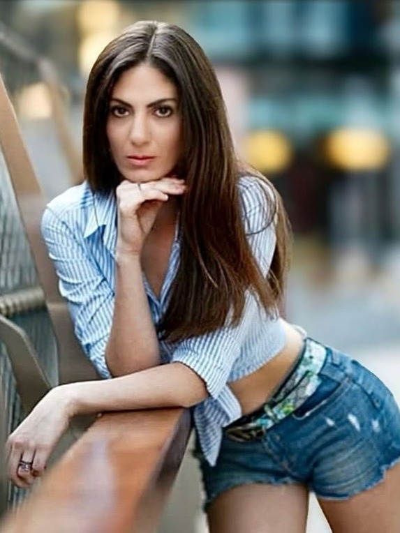 Ameera — Model & Hostess in San Diego photo 4
