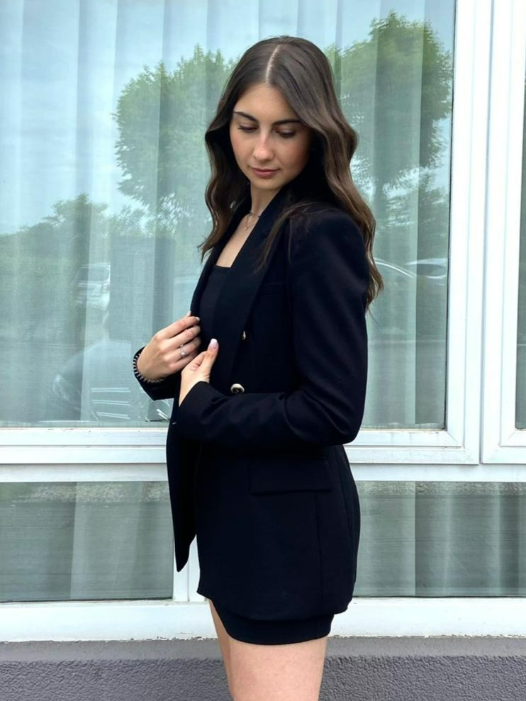 Giulia — Model & Hostess in Trebbo photo 6