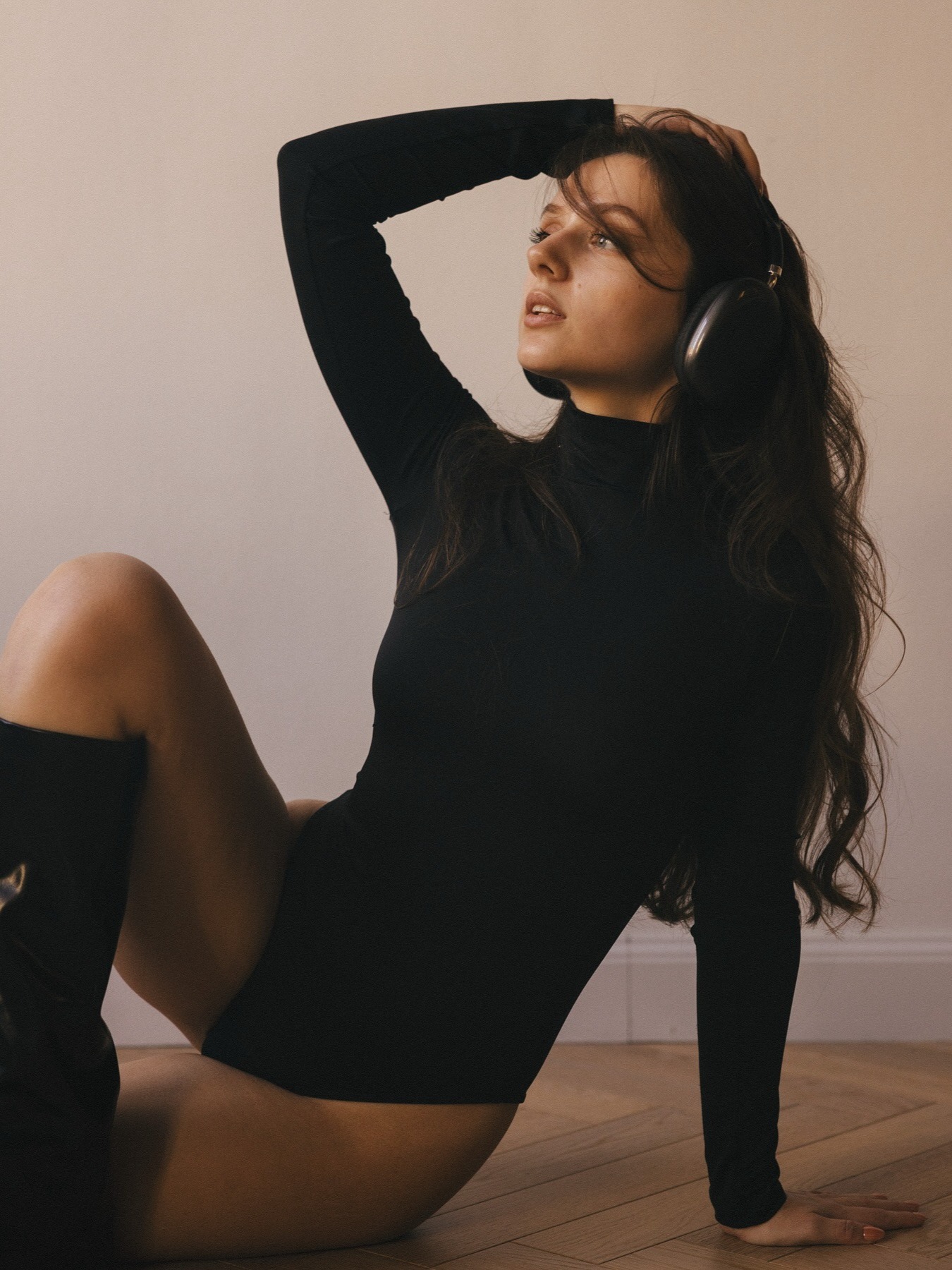 Maurine — Model & Hostess in Saint-r&eacute;my-de-maurienne photo 9