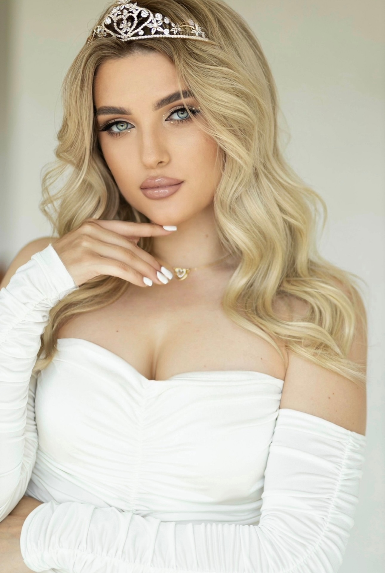 Diana — Model & Hostess in Greater London photo 10