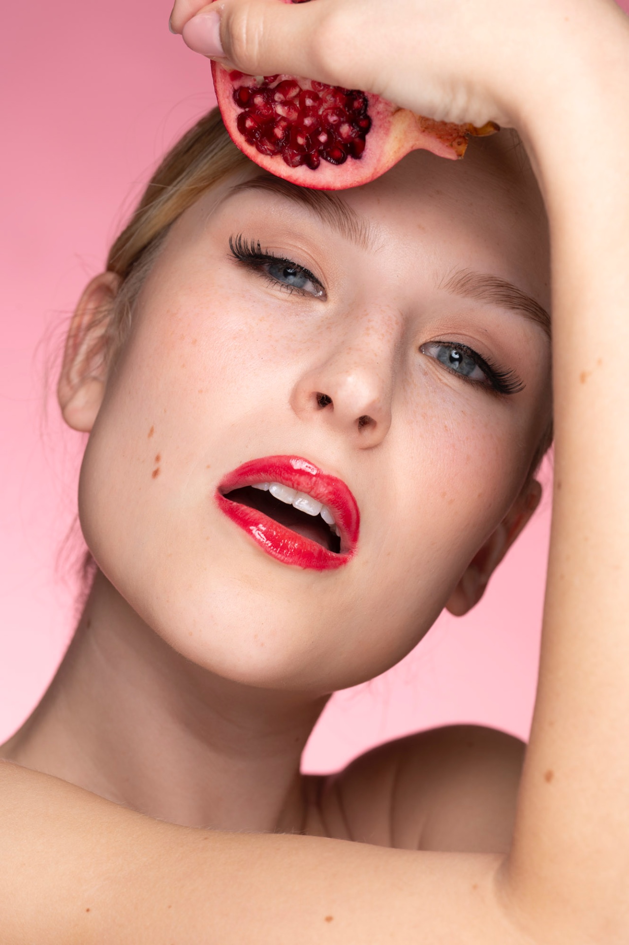 Laura — Model & Hostess in Hohenfels photo 7